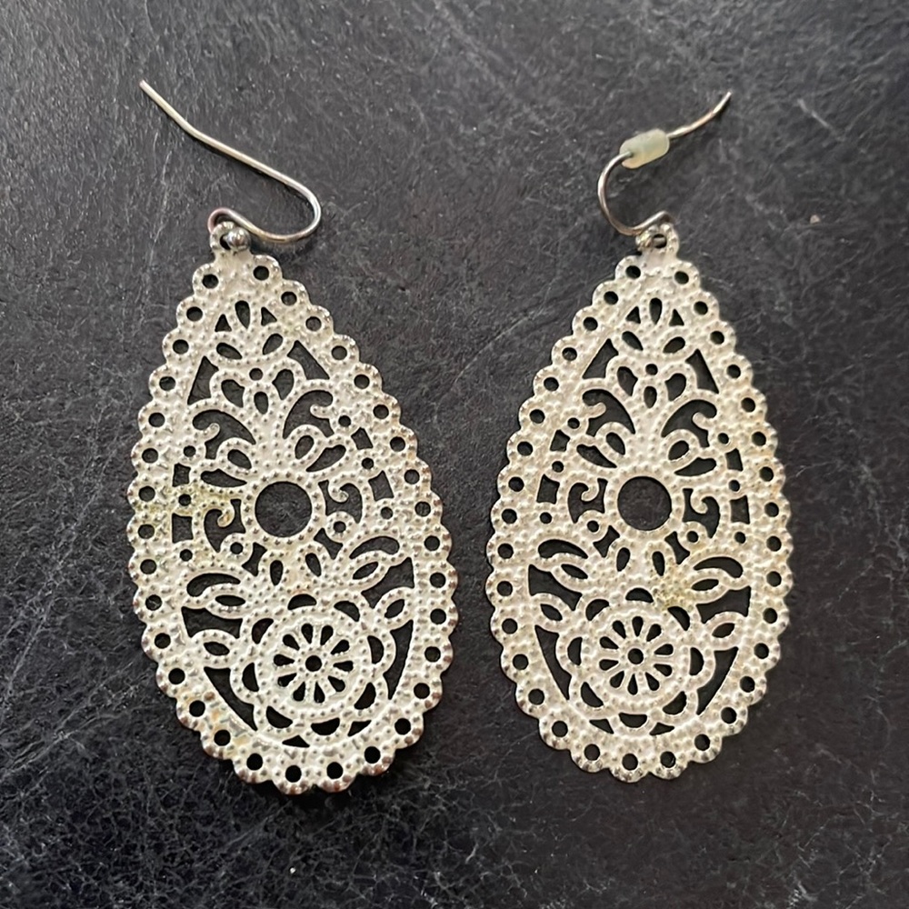 White tear drop earrings